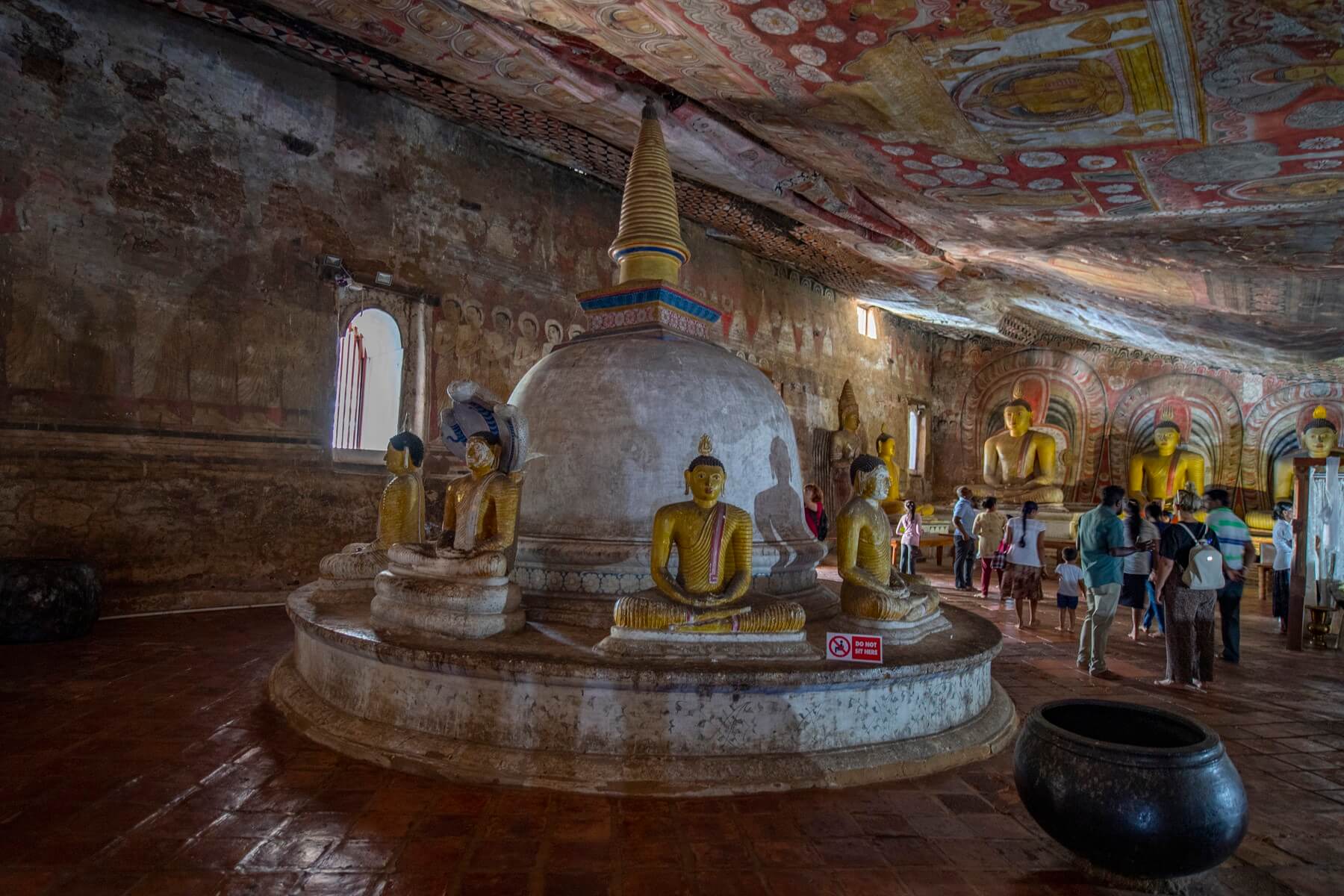 Dambulla Cave Temple interior